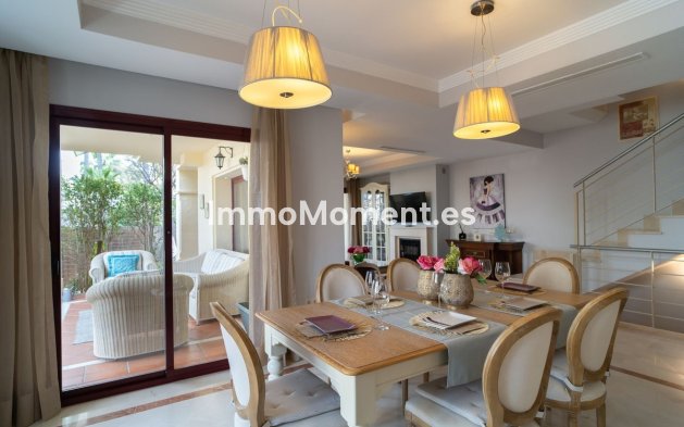 Resale - Detached villa - Marbella - Nueva Andalucía