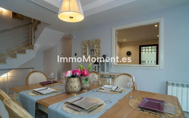 Resale - Detached villa - Marbella - Nueva Andalucía