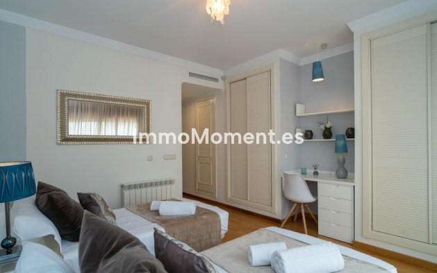 Resale - Detached villa - Marbella - Nueva Andalucía