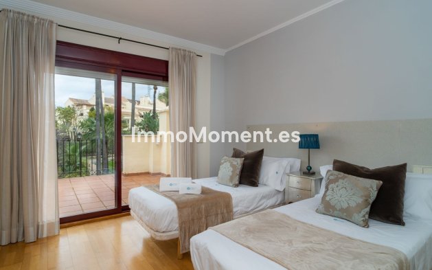 Resale - Detached villa - Marbella - Nueva Andalucía