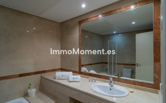 Resale - Detached villa - Marbella - Nueva Andalucía
