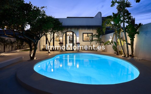 Wiederverkauf - Freistehende Villa - Torremolinos - El Pinillo
