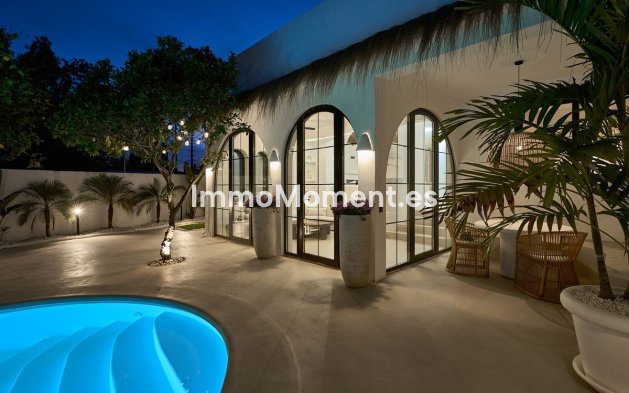 Wiederverkauf - Freistehende Villa - Torremolinos - El Pinillo