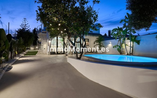 Wiederverkauf - Freistehende Villa - Torremolinos - El Pinillo