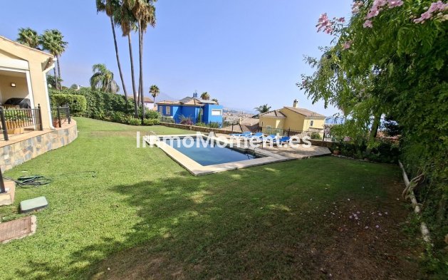 Resale - Detached villa - Manilva - La Duquesa