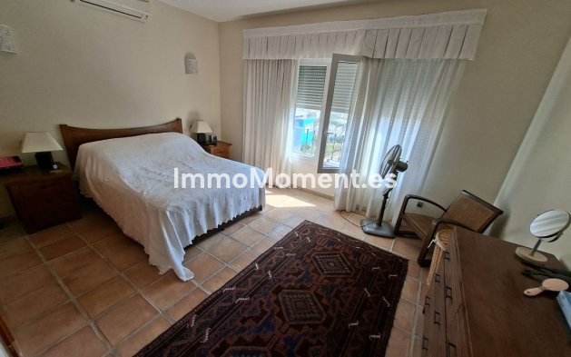 Resale - Detached villa - Manilva - La Duquesa