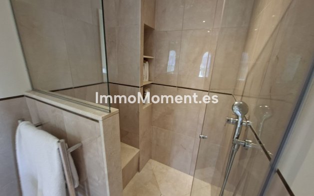 Resale - Detached villa - Manilva - La Duquesa