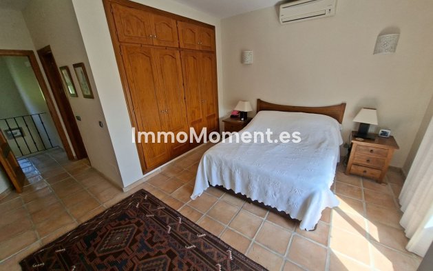 Resale - Detached villa - Manilva - La Duquesa