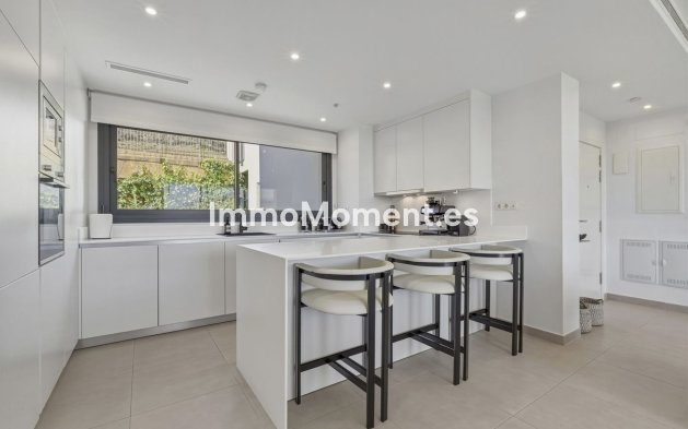 Resale - Apartment - Mijas - La Cala Golf