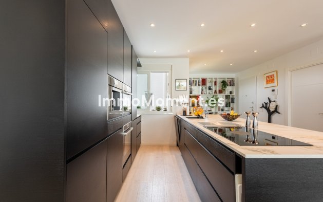 Wiederverkauf - Wohnung - Marbella - Guadalmina Alta