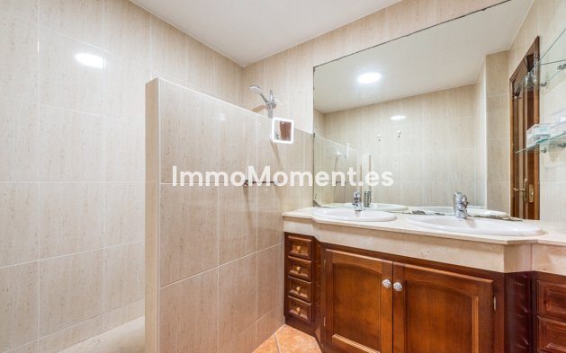 Revente - Villa individuelle - Estepona  - Estepona Centro