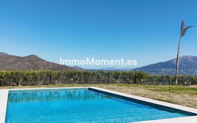 Resale - Detached villa - Marbella - La Mairena