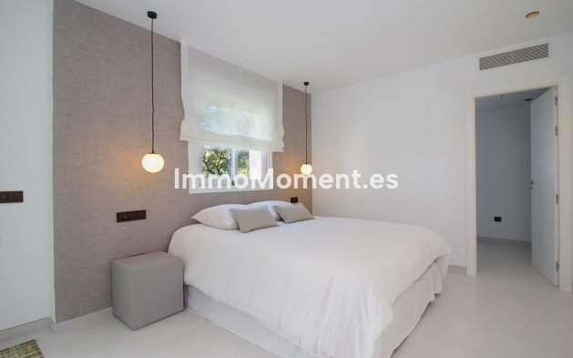 Resale - Detached villa - Marbella - La Mairena
