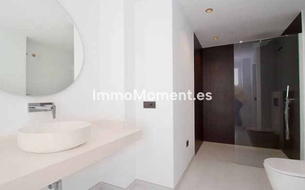 Resale - Detached villa - Marbella - La Mairena