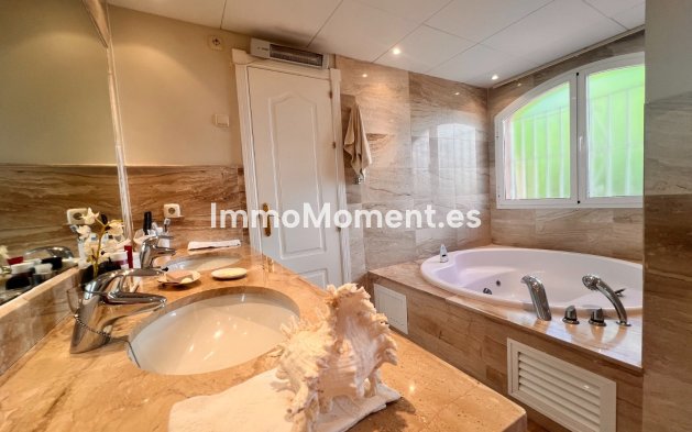 Lange termijn verhuur - Appartement - Marbella - Guadalmina Baja