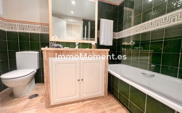 Lange termijn verhuur - Appartement - Marbella - Guadalmina Baja