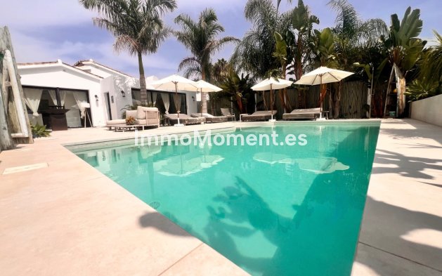 Vakantie verhuur - Vrijstaande villa - Estepona  - Costalita