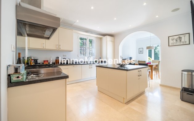 Revente - Villa individuelle - Intérieur                       - Istán