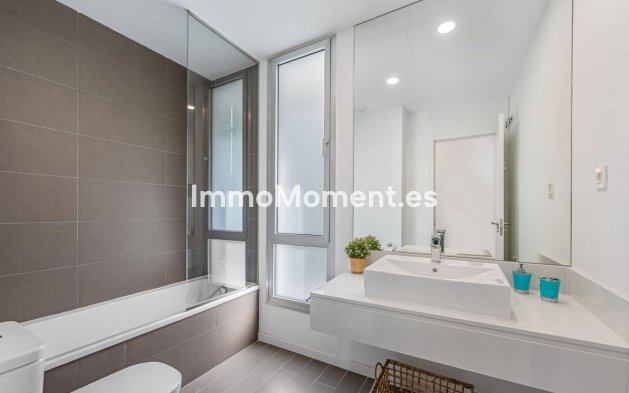 Wiederverkauf - Reihenhaus - Estepona  - Cancelada