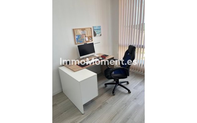 Wiederverkauf - Reihenhaus - Estepona  - Cancelada