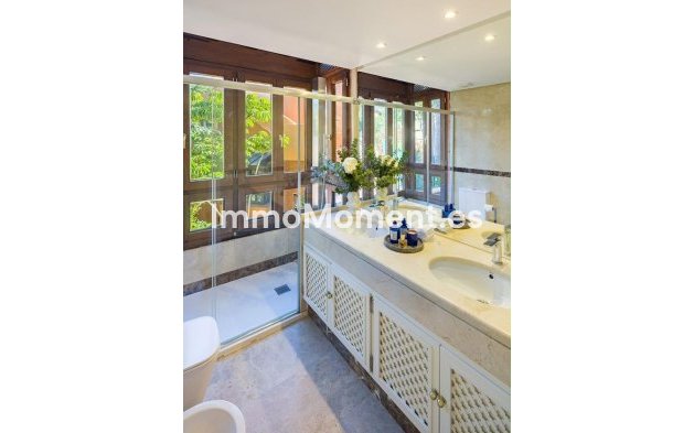 Reventa - Apartamento - Marbella - Nueva Andalucía