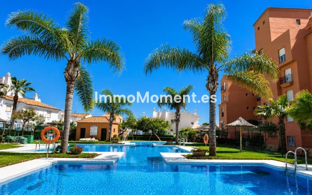 Resale - Apartment - Manilva - La Duquesa