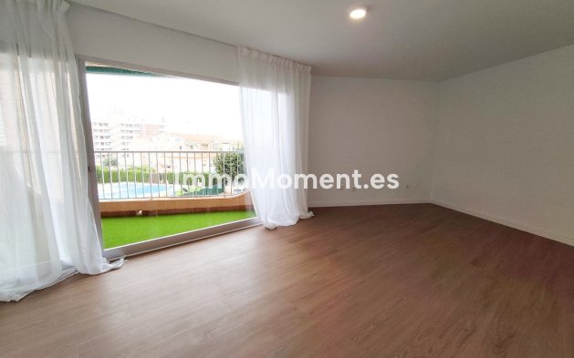 Resale - Apartment - Orihuela Costa - Cabo roig - La Zenia