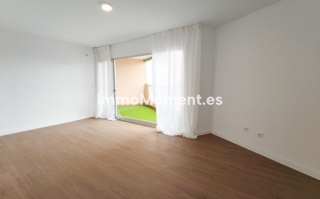 Resale - Apartment - Orihuela Costa - Cabo roig - La Zenia