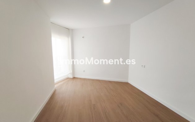 Resale - Apartment - Orihuela Costa - Cabo roig - La Zenia