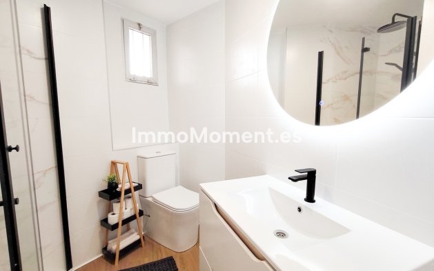 Resale - Apartment - Orihuela Costa - Cabo roig - La Zenia