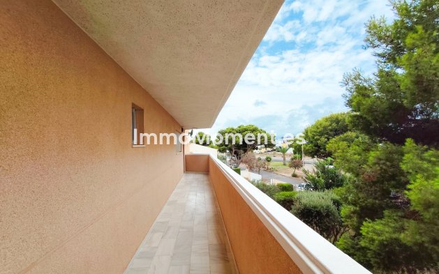 Resale - Apartment - Orihuela Costa - Cabo roig - La Zenia