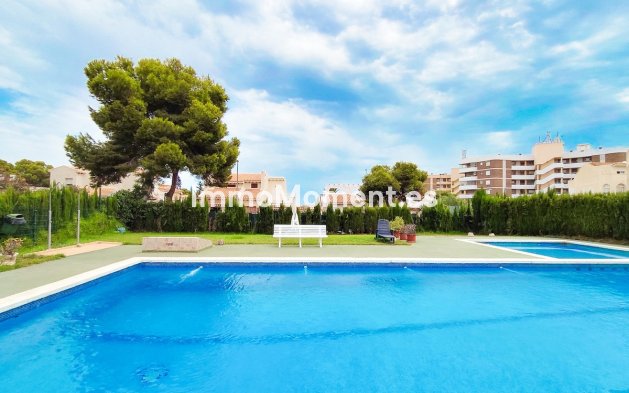 Resale - Apartment - Orihuela Costa - Cabo roig - La Zenia