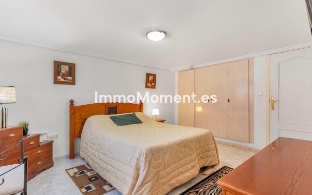 Bestaande woning - Vrijstaande villa - Torrevieja - Torrevieja Centro