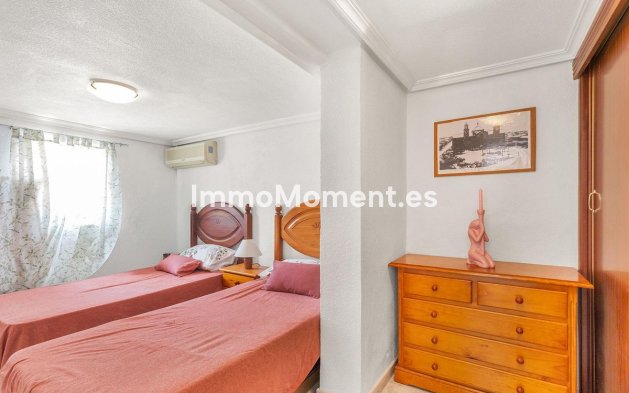 Bestaande woning - Vrijstaande villa - Torrevieja - Torrevieja Centro