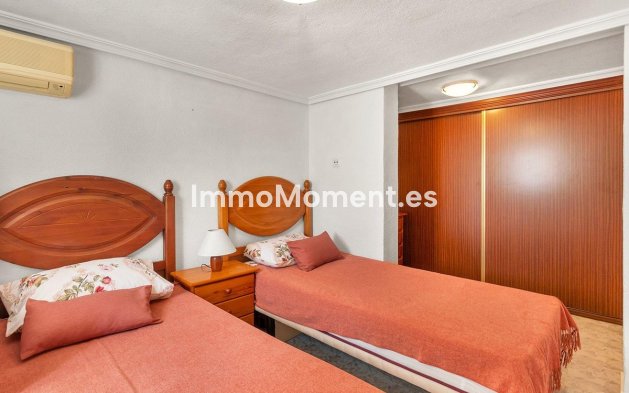 Bestaande woning - Vrijstaande villa - Torrevieja - Torrevieja Centro