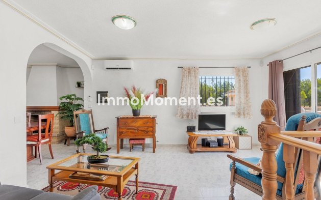 Bestaande woning - Vrijstaande villa - Torrevieja - Torrevieja Centro
