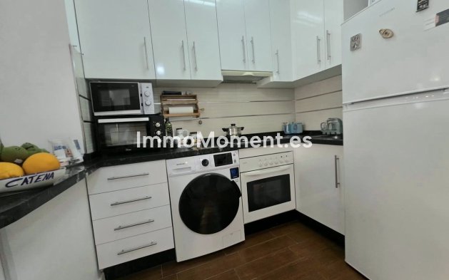 Resale - Apartment - Torremolinos - Torremolinos Centro