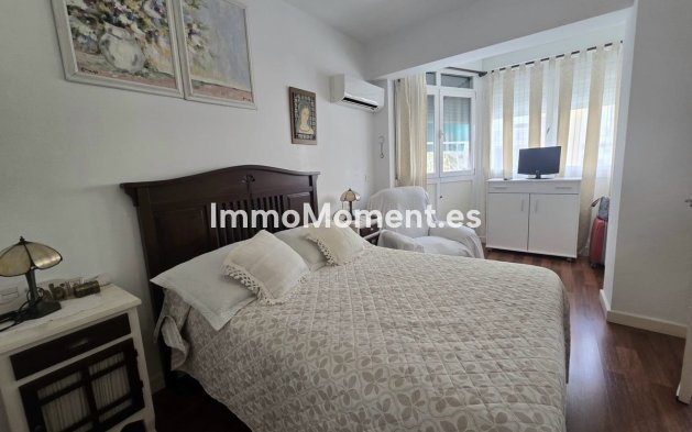 Resale - Apartment - Torremolinos - Torremolinos Centro