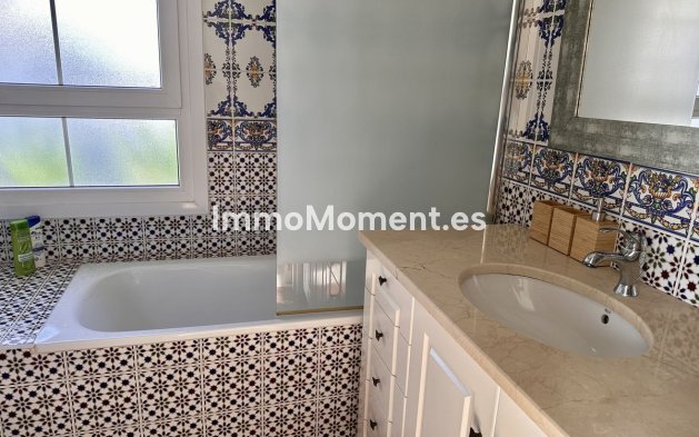Revente - Maison mitoyenne - Marbella - La Mairena