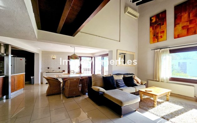 Reventa - Villa independiente - Estepona  - Estepona Centro