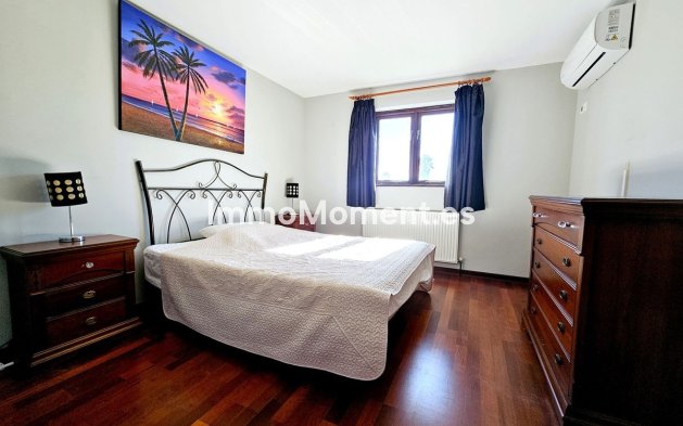 Reventa - Villa independiente - Estepona  - Estepona Centro