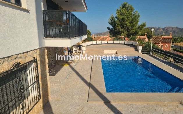 Wiederverkauf - Freistehende Villa - La Nucía - La Nucia Centro