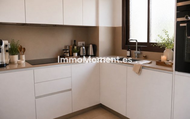 Wiederverkauf - Wohnung - Estepona  - Estepona Centro