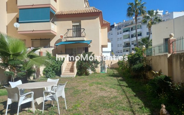 Reventa - Villa independiente - Estepona  - Estepona Centro