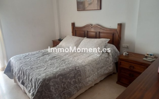Reventa - Villa independiente - Estepona  - Estepona Centro