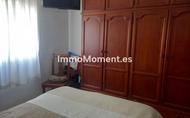 Reventa - Villa independiente - Estepona  - Estepona Centro