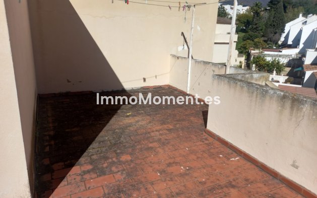 Reventa - Villa independiente - Estepona  - Estepona Centro