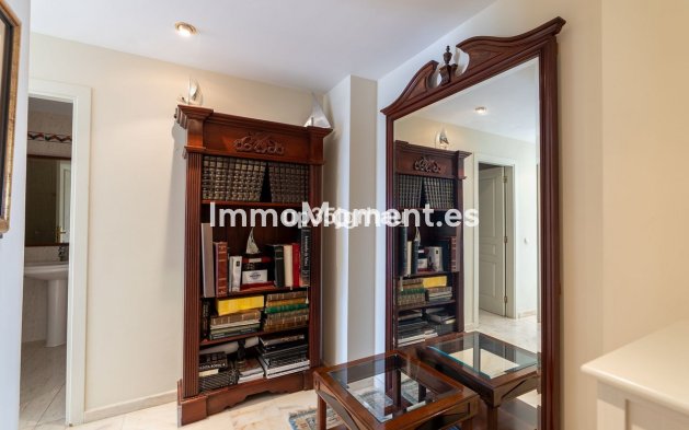 Wiederverkauf - Wohnung - Estepona  - Estepona Centro