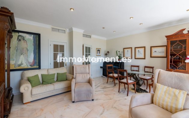 Wiederverkauf - Wohnung - Estepona  - Estepona Centro
