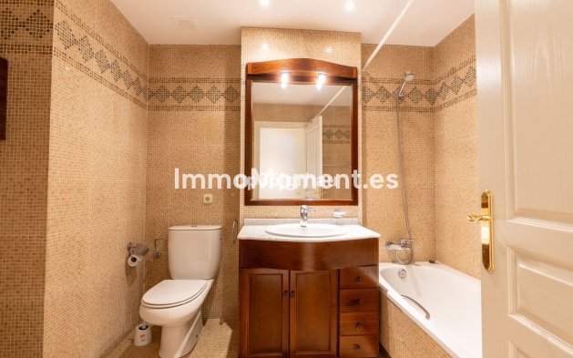 Wiederverkauf - Wohnung - Estepona  - Estepona Centro